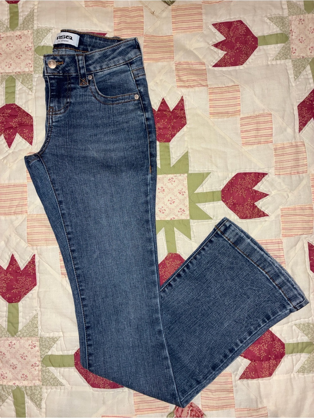 Classic High-Rise Women's Blue Jeans